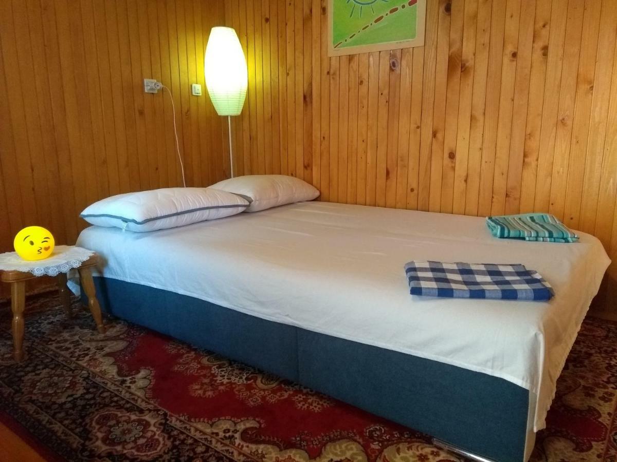 Merikotka - A Cozy Wooden Cottage, Slovenia Braslovce Exterior foto
